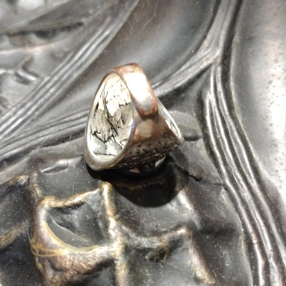 Silver ring - Picture 4 of 5